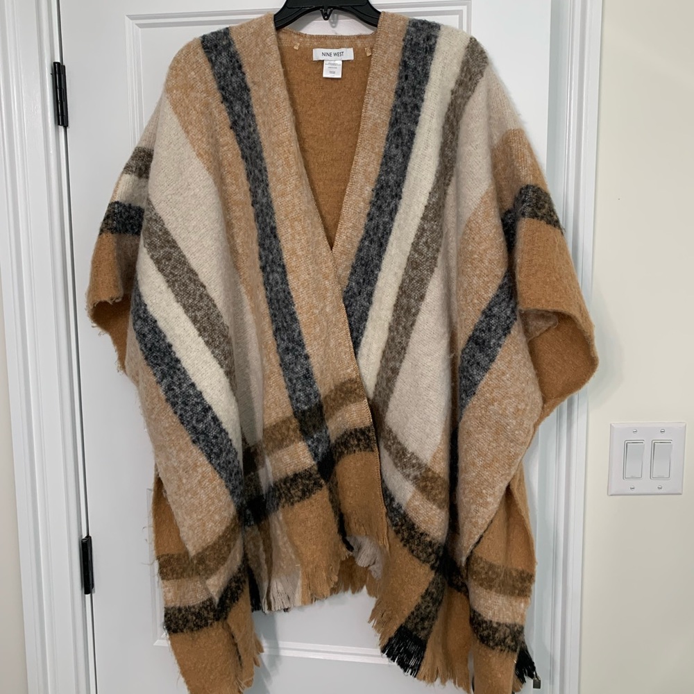 Nine West shawl poncho L tan/brown/black